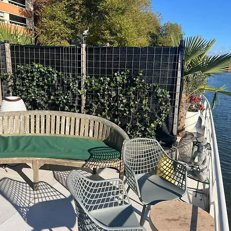 Stunning Boat With A View * Amsterdam