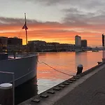 Båthotell Stunning Boat With A View