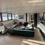 Båthotell Stunning Boat With A View *