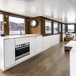 Stunning Boat With A View *