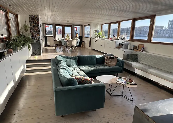 Botel Stunning Boat With A View