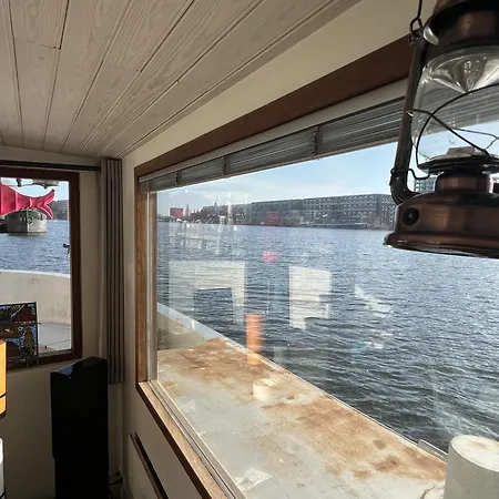 Stunning Boat With A View Botel Amsterdam